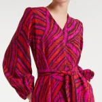 Κοντό ελαφρύ κρεπ φόρεμα με τύπωμα Fedora COMPANIA FANTASTICA FW25-26