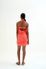 Σαρόνγκ με στάμπα Wave Red & Pink COMPANIA FANTASTICA SS26 - Image 3