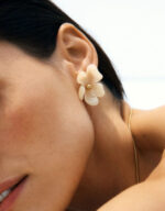 WILDFLOWER STUDS OFFWHITE GOLD  EDBLAD SS26 - Image 2