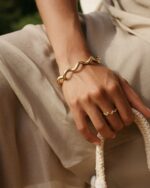 Spiral Bangle Gold EDBLAD SS26 - Image 3