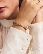 Josefin Bangle Silver L EDBLAD SS26 - Image 3