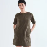 Σκούρο πράσινο φόρεμα από κοτλέ COMPANIA FANTASTICA FW26-27