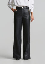 Bell-bottom pants in leather look LYNNE FW26-27 - Image 5