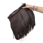 Τσάντα ώμου Dallas με καφέ κρόσσια LE PANDORINE FW26-27 - Image 4