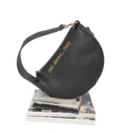 Τσάντα ώμου Sidney σε μαύρο χρώμα LE PANDORINE FW26-27 - Image 4