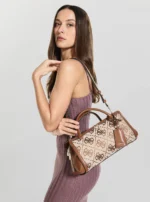 Latte logo audrey small girlfriend satchel GUESS FW26-27 - Image 6