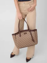 Καφέ τσάντα tote με λογότυπο Lindsey GUESS FW26-27 - Image 2